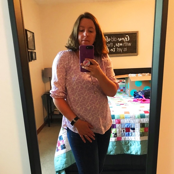 Meet your Posher, Jennifer - Picture 1 of 1